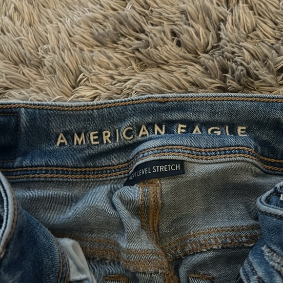 American eagle mid-rise bootcut fitted jeans. ⚡️⚡️⚡️ - Picture 2 of 4